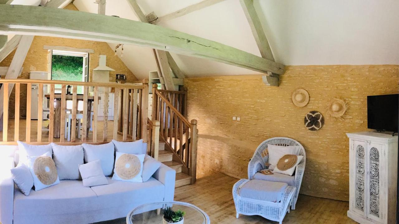 Logis Des 4 Fees Et Son Bain Nordique Villa Sainte-Nathalene Exterior photo